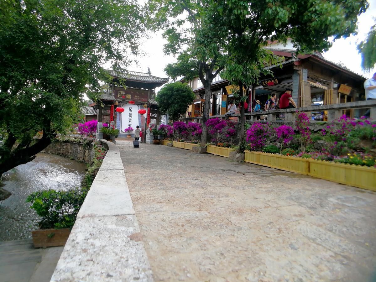 Love Cloud Boutique Chain Hotel In The Water Side Lijiang  Esterno foto